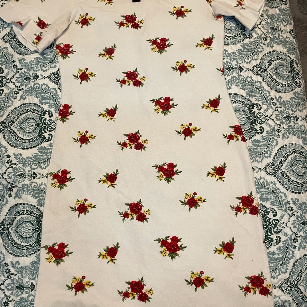 White floral pencil dress